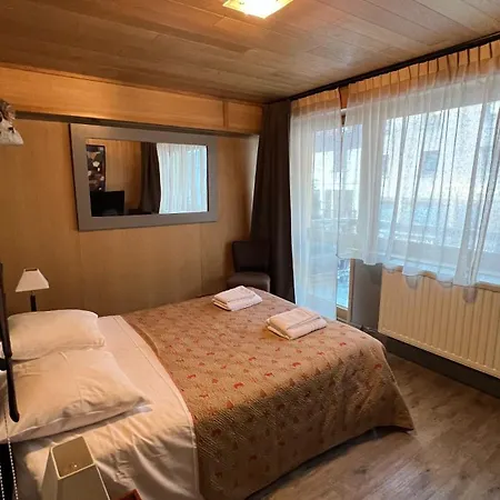 Apartman La Poudreuse - Hyper Centre - 3 Pieces 75 M2 - By Montblanc